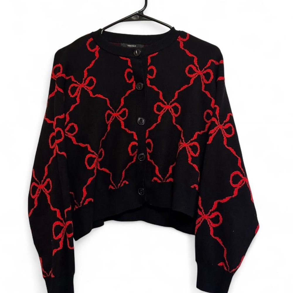 Forever 21 Black and Red Bow Pattern Sweater